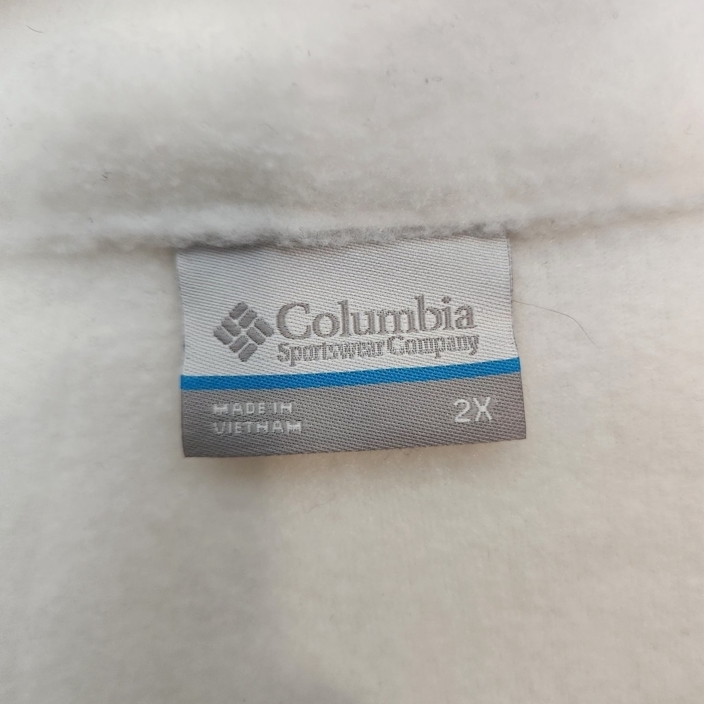 Columbia Women's White Fleece Vest - Picture 2 of 2